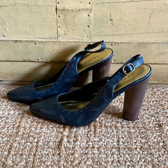 NWOB ABS ALLEN SCHWARTZ 100% LEATHER CUTOUT STACKED CHUNKY HIGH HEEL PUMPS 8.5 - Picture 7 of 14